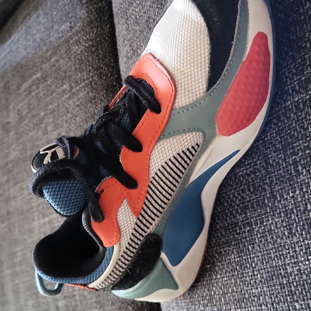 Kids Puma Sneakers size 1C